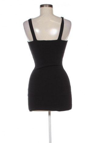 Рокля Bershka, Размер S, Цвят Черен, Цена 39,00 лв.
