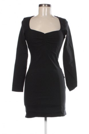 Šaty  Bershka, Velikost S, Barva Černá, Cena  249,00 Kč