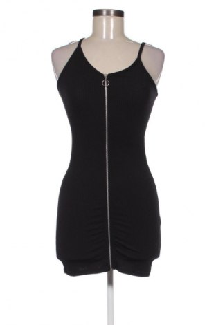Kleid Bershka, Größe XS, Farbe Schwarz, Preis 19,95 €