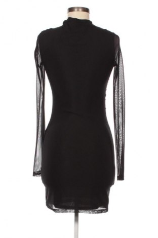 Šaty  Bershka, Veľkosť M, Farba Čierna, Cena  16,95 €