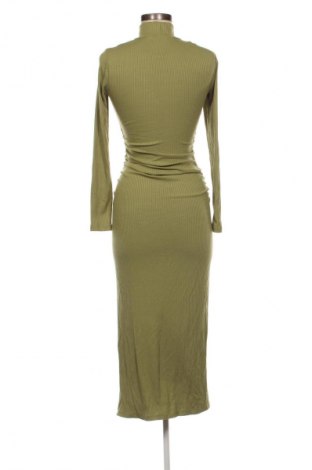 Kleid Bershka, Größe S, Farbe Grün, Preis 13,99 €