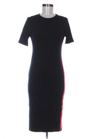 Рокля Bershka, Размер L, Цвят Многоцветен, Цена 19,99 лв.