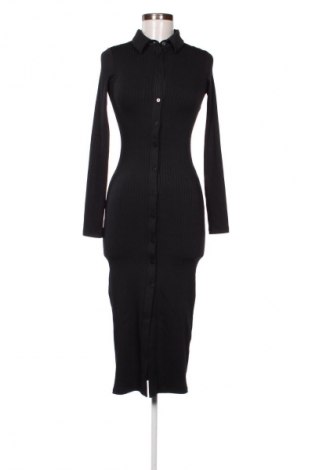 Šaty  Bershka, Veľkosť XS, Farba Čierna, Cena  25,00 €