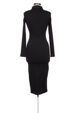 Šaty  Bershka, Veľkosť XS, Farba Čierna, Cena  25,00 €