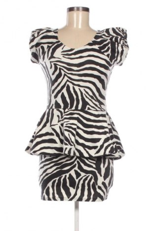 Kleid Boohoo, Größe L, Farbe Mehrfarbig, Preis 19,95 €