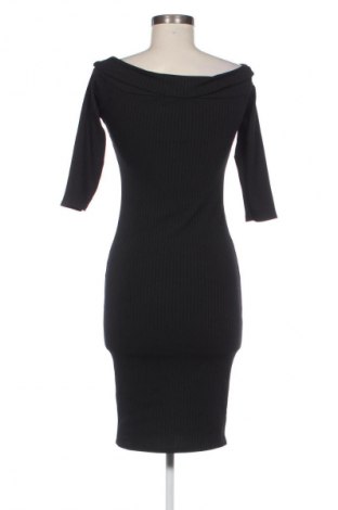Kleid Boohoo, Größe M, Farbe Schwarz, Preis 20,03 €
