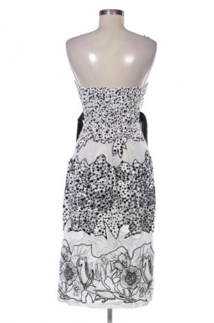 Kleid Caramella Fashion, Größe M, Farbe Mehrfarbig, Preis 24,55 €