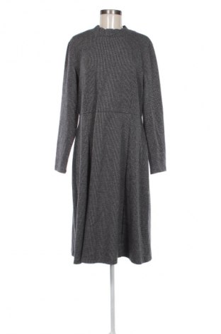 Kleid Cartoon, Größe XL, Farbe Grau, Preis 31,71 €