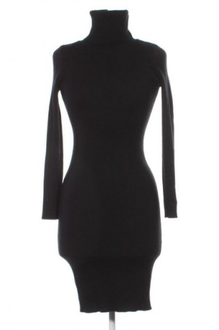 Рокля Cherry Koko, Размер M, Цвят Черен, Цена 39,10 лв.