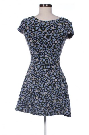 Sukienka Clockhouse, Rozmiar M, Kolor Kolorowy, Cena 89,71 zł