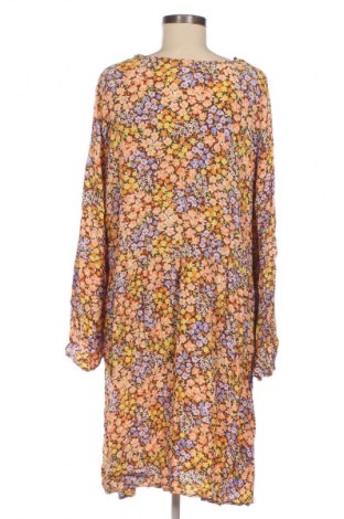 Sukienka Clockhouse, Rozmiar XL, Kolor Kolorowy, Cena 63,99 zł