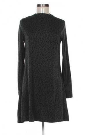 Рокля Clockhouse, Размер M, Цвят Многоцветен, Цена 39,14 лв.