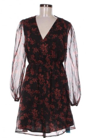 Рокля Cupshe, Размер L, Цвят Многоцветен, Цена 11,99 лв.