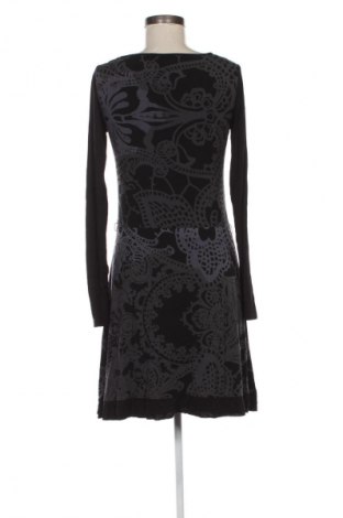 Šaty  Desigual, Veľkosť M, Farba Viacfarebná, Cena  41,94 €