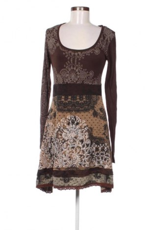 Рокля Desigual, Размер L, Цвят Многоцветен, Цена 169,67 лв.