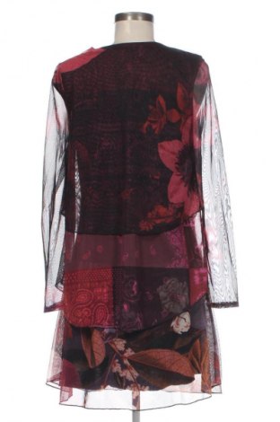 Рокля Desigual, Размер L, Цвят Многоцветен, Цена 77,99 лв.