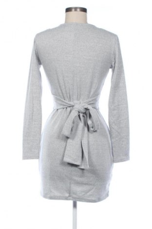 Kleid Dynamite, Größe M, Farbe Grau, Preis € 21,99