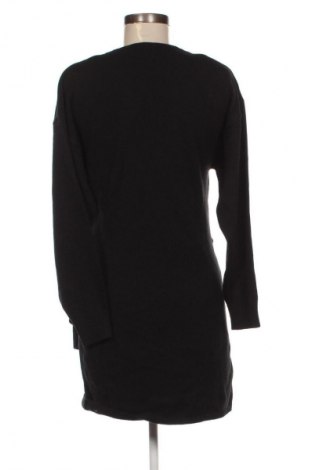 Šaty  Edited, Velikost M, Barva Černá, Cena  1 649,00 Kč