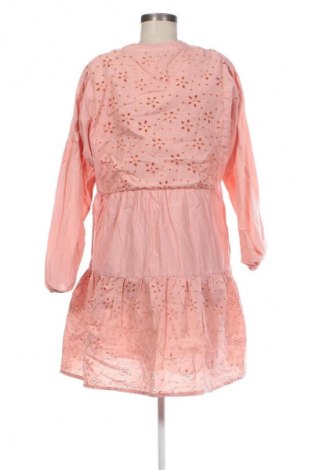 Рокля Esmara, Размер M, Цвят Розов, Цена 14,99 лв.