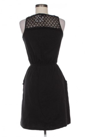 Рокля Esmara, Размер S, Цвят Черен, Цена 26,99 лв.