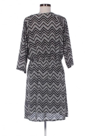 Рокля Esmara, Размер XL, Цвят Многоцветен, Цена 24,99 лв.