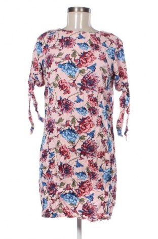 Рокля Esmara, Размер M, Цвят Многоцветен, Цена 39,14 лв.
