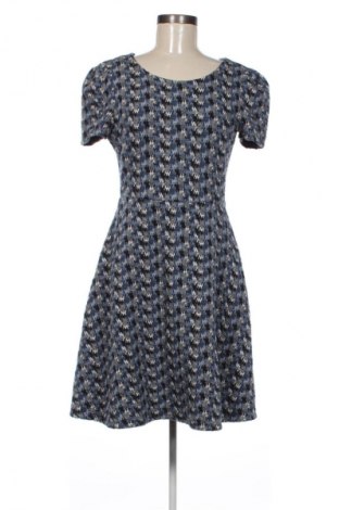 Рокля Esprit, Размер M, Цвят Многоцветен, Цена 29,99 лв.