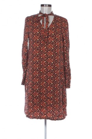 Рокля Esprit, Размер M, Цвят Многоцветен, Цена 33,99 лв.