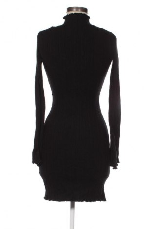 Sukienka Even&Odd, Rozmiar M, Kolor Czarny, Cena 166,99 zł