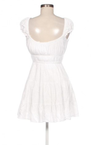 Ruha Fb Sister, Méret XS, Szín Fehér, Ár 7 800 Ft