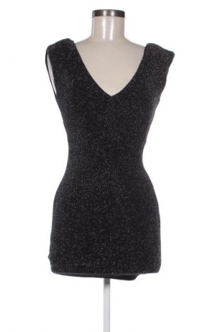 Рокля Forever 21, Размер S, Цвят Черен, Цена 24,99 лв.