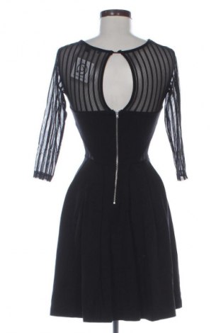 Sukienka French Connection, Rozmiar XS, Kolor Czarny, Cena 188,51 zł