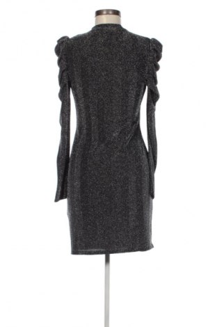 Рокля Friends Like These, Размер M, Цвят Многоцветен, Цена 142,99 лв.