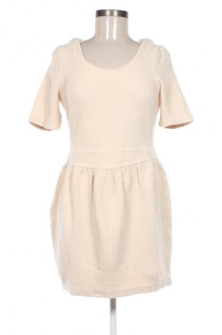 Kleid Ganni, Größe L, Farbe Ecru, Preis 50,64 €