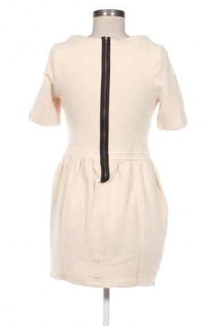 Kleid Ganni, Größe L, Farbe Ecru, Preis 50,64 €