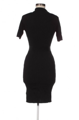 Šaty  Guess, Velikost S, Barva Černá, Cena  3 349,00 Kč