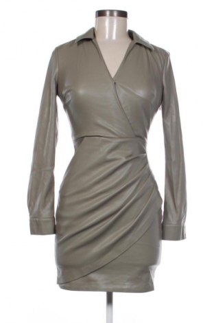 Šaty  Guess, Veľkosť M, Farba Hnedá, Cena  129,73 €