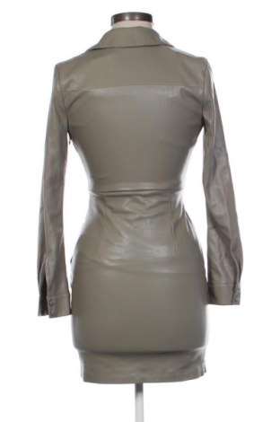 Šaty  Guess, Veľkosť M, Farba Hnedá, Cena  129,73 €