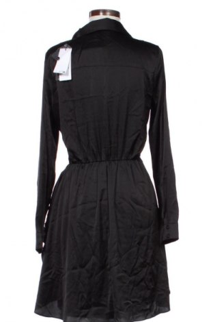 Ruha Guess, Méret S, Szín Fekete, Ár 55 749 Ft