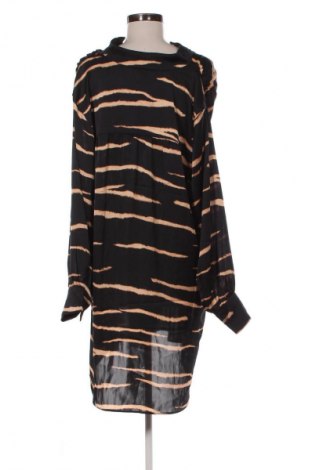 Šaty  H&M, Velikost M, Barva Vícebarevné, Cena  494,00 Kč