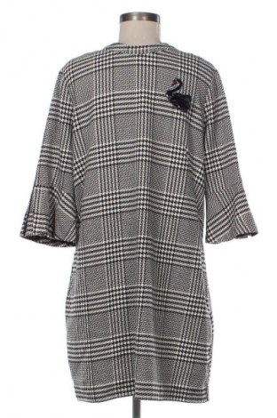 Рокля H&M, Размер XL, Цвят Многоцветен, Цена 9,20 €