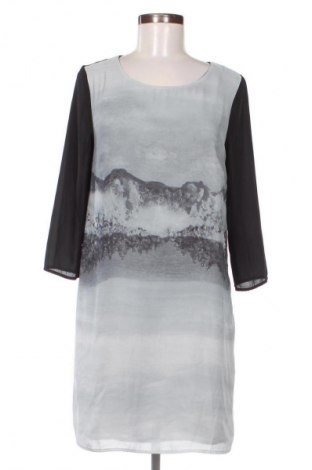 Šaty  H&M, Velikost M, Barva Vícebarevné, Cena  367,00 Kč