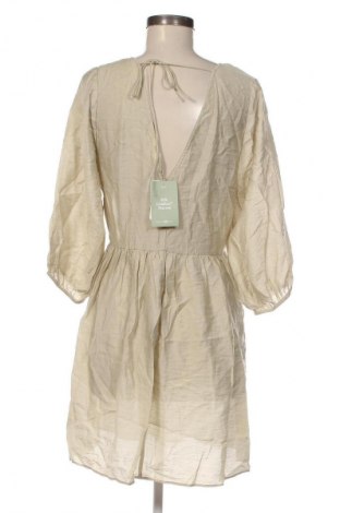 Rochie H&M, Mărime S, Culoare Ecru, Preț 81,99 Lei