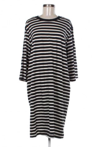 Рокля H&M, Размер L, Цвят Многоцветен, Цена 22,99 лв.