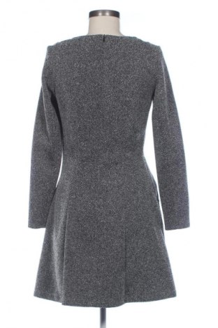 Рокля H&M, Размер M, Цвят Многоцветен, Цена 39,00 лв.