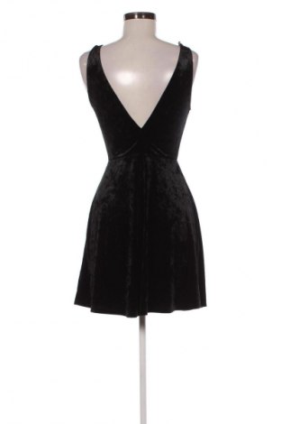 Kleid H&M Divided, Größe S, Farbe Schwarz, Preis 20,02 €