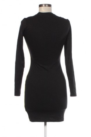 Рокля H&M Divided, Размер S, Цвят Черен, Цена 19,99 лв.