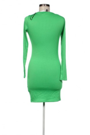 Šaty  H&M Divided, Veľkosť M, Farba Zelená, Cena  8,95 €