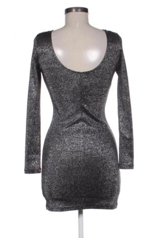 Šaty  H&M Divided, Veľkosť S, Farba Čierna, Cena  18,95 €