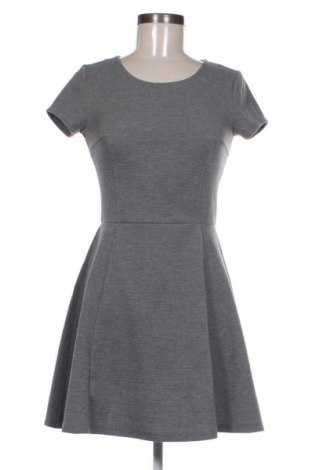 Kleid H&M Divided, Größe S, Farbe Grau, Preis € 7,99